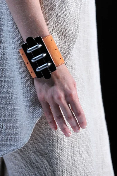 Look 7